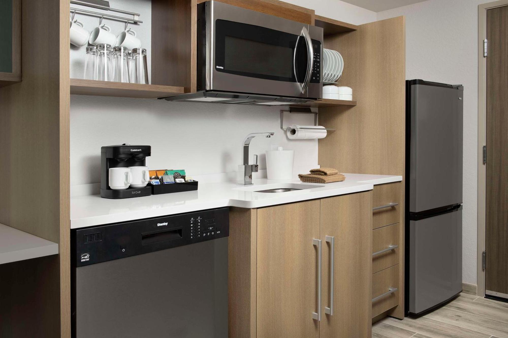 Home2 Suites By Hilton Fort Myers Airport エクステリア 写真